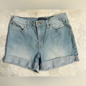 Calvin Klein Stretchy Striped Cuffed Hem Shorts